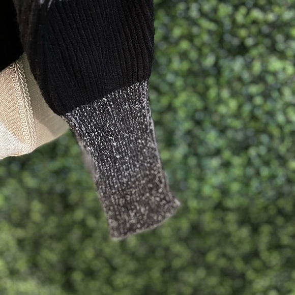 Philosophy Black & Gray Sweater NWT - Picture 5 of 7